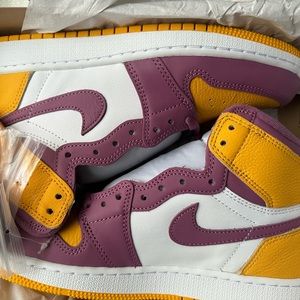 Jordan retro 1 High grade school